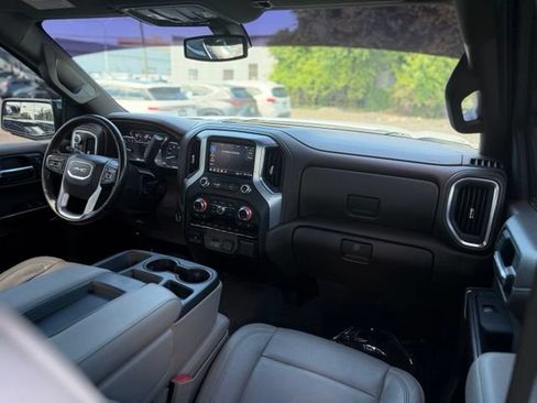 Used 2019 GMC Sierra 1500 SLT w/ X31 Off-Road Package AWD/4WD image 20
