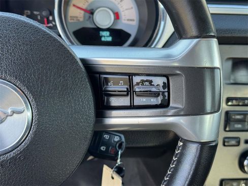 Used 2011 Ford Mustang Premium w/ 203A Rapid Spec Order Code image 9