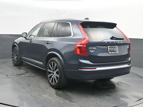 Used 2024 Volvo XC90 B5 Plus w/ Protection Package image 3