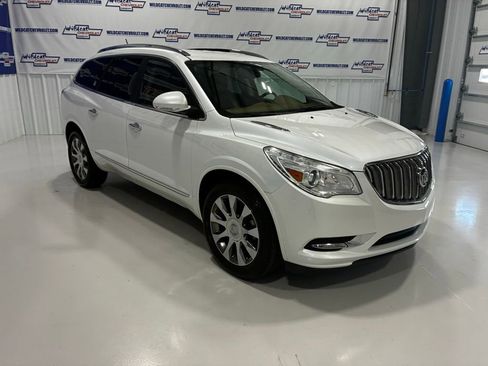 Used 2017 Buick Enclave Premium w/ Enclave Tuscan Edition FWD image 10