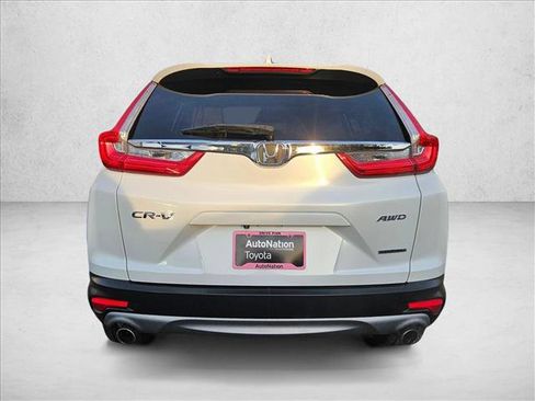 Used 2019 Honda CR-V Touring image 7