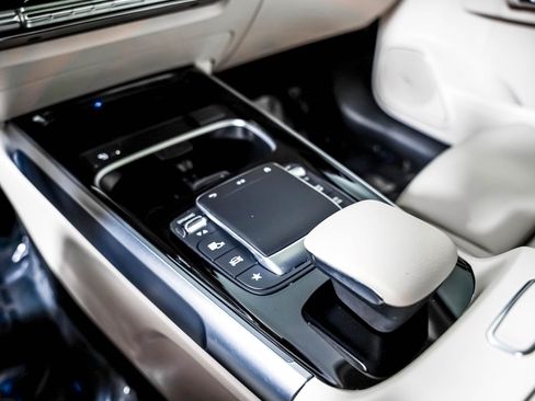 Certified 2023 Mercedes-Benz EQB 300 4MATIC image 15