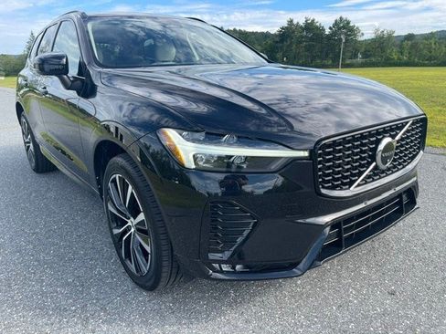 Used 2024 Volvo XC60 B5 Plus w/ Protection Package Premier AWD/4WD image 6