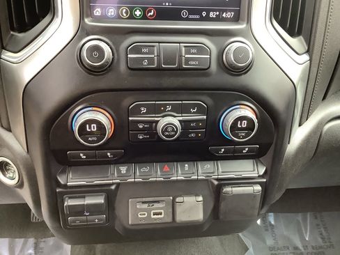 Used 2023 Chevrolet Silverado 2500 LTZ AWD/4WD image 21