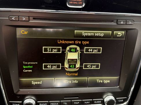 Used 2017 Bentley Continental GT image 34