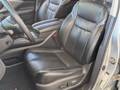 Used 2018 Nissan Murano Platinum w/ Cargo Package image 17