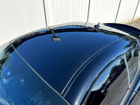 Used 2011 Maserati GranTurismo S image 17