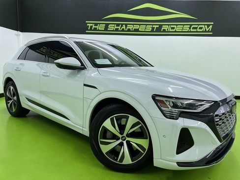 Used 2024 Audi Q8 e-tron Premium Plus w/ Premium Plus Package AWD/4WD image 1