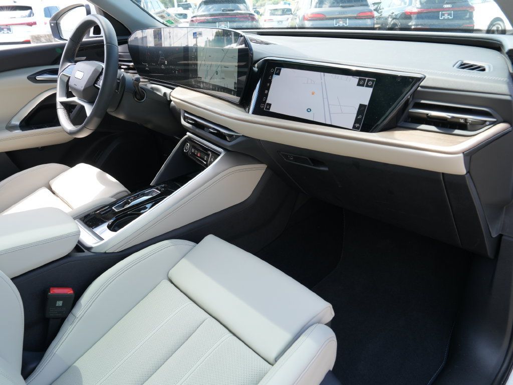Used 2025 Audi Q5 Prestige AWD/4WD image 18