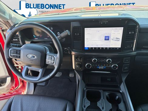Used 2026 Ford F350 Lariat w/ FX4 Off-Road Package AWD/4WD image 12