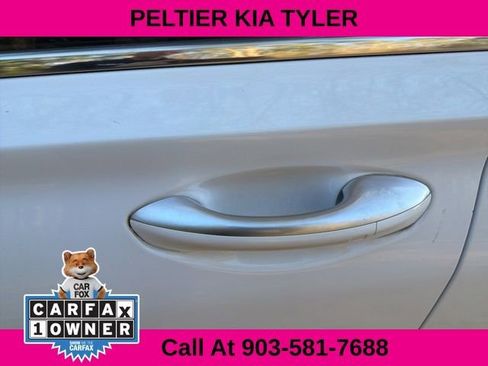 Used 2023 Hyundai Santa Fe SEL image 7