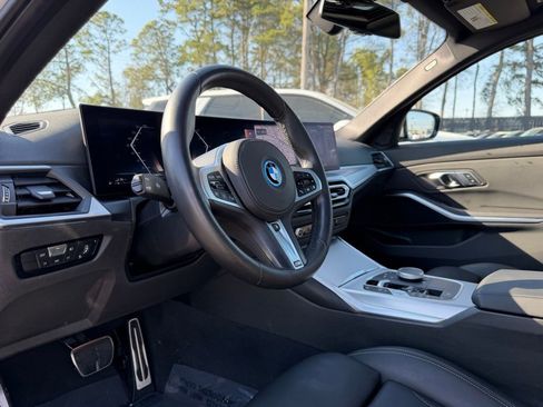 Used 2023 BMW 330e w/ M Sport Package RWD image 9