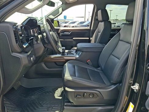 Certified 2024 Chevrolet Silverado 1500 RST w/ Convenience Package II AWD/4WD image 14