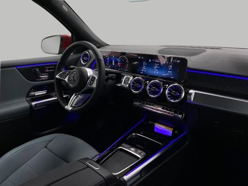 New 2026 Mercedes-Benz GLB 250 4MATIC image 19