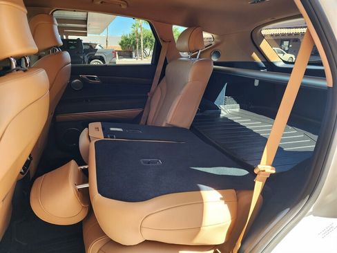 Used 2022 Genesis GV80 3.5T w/ Advanced Package 06 image 97