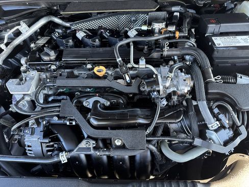 Used 2020 Toyota Corolla SE image 31