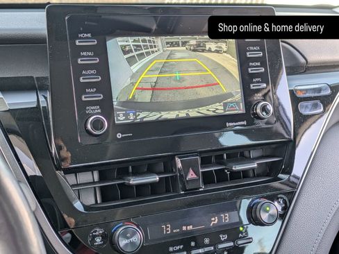 Used 2024 Toyota Camry SE image 13