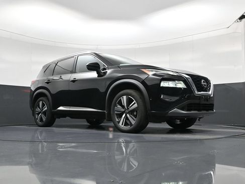 Certified 2023 Nissan Rogue SL w/ SL Premium Package AWD/4WD image 18