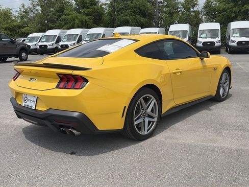 Used 2024 Ford Mustang GT RWD image 7