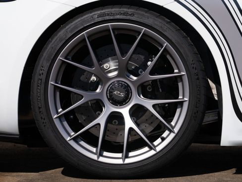 Used 2023 Porsche 718 Cayman GT4 RS image 35