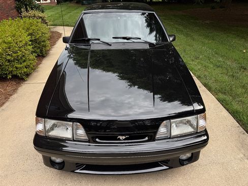 Used 1993 Ford Mustang Cobra RWD image 9