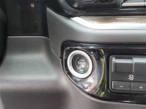 Used 2022 Chevrolet Silverado 1500 LT Trail Boss w/ LT Trail Boss Premium Package image 24