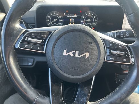 Certified 2024 Kia Seltos X-Line image 8