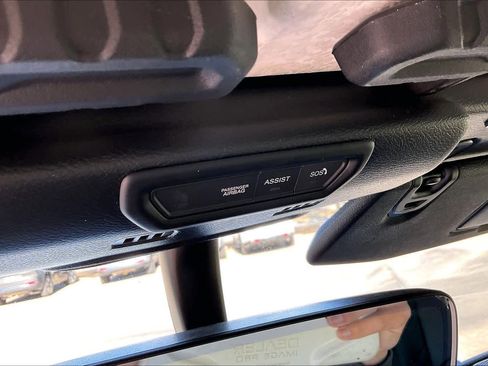 Certified 2023 Jeep Gladiator Overland image 62