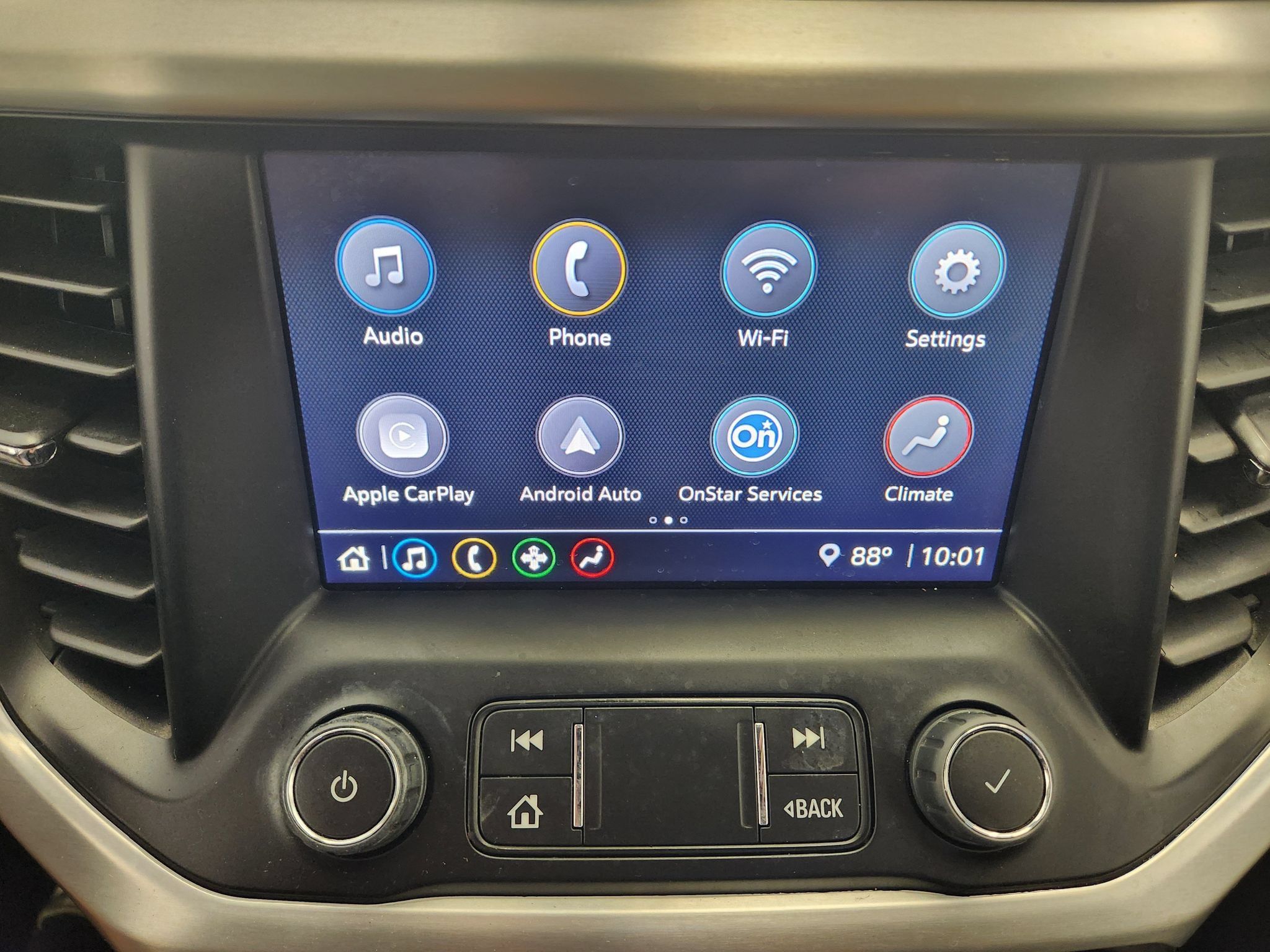 Used 2023 GMC Acadia SLE FWD image 15
