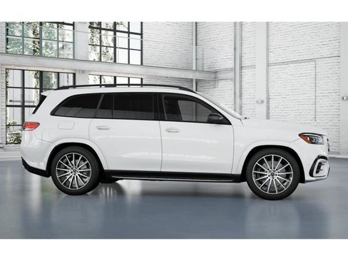 New 2026 Mercedes-Benz GLS 580 4MATIC image 15