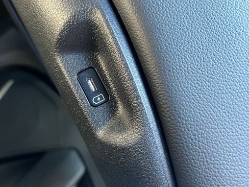 New 2026 Kia Sportage SX image 25