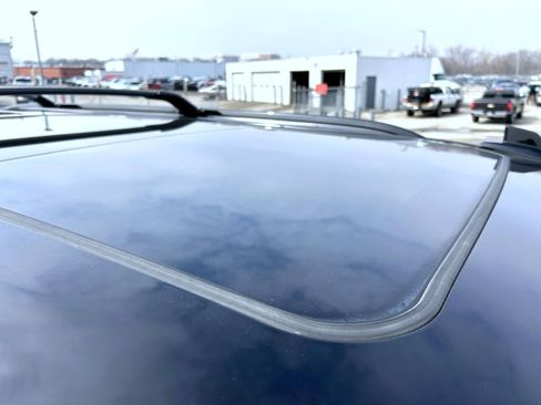 Certified 2022 Cadillac Escalade Sport Platinum image 14