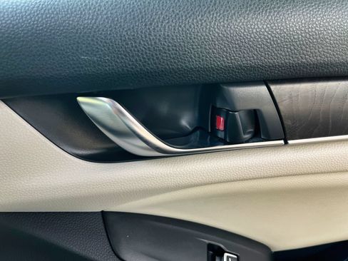 Used 2018 Honda Accord EX-L image 87