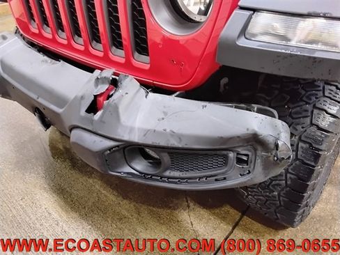 Used 2023 Jeep Gladiator Rubicon w/ Cold Weather Group AWD/4WD image 16