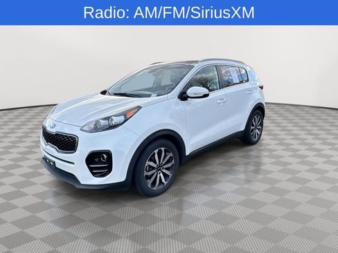 Used 2017 Kia Sportage EX w/ EX Premium Package image 4