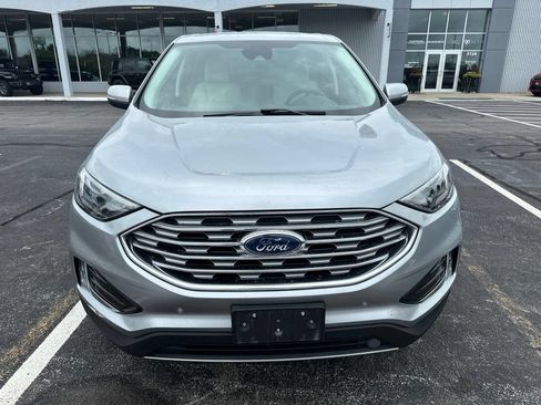 Used 2022 Ford Edge Titanium AWD/4WD image 9