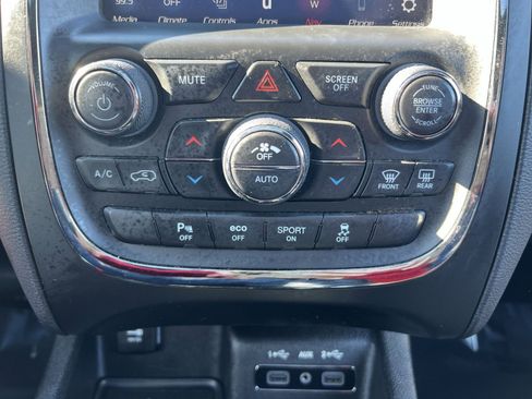 Used 2020 Dodge Durango R/T w/ Blacktop Package image 21