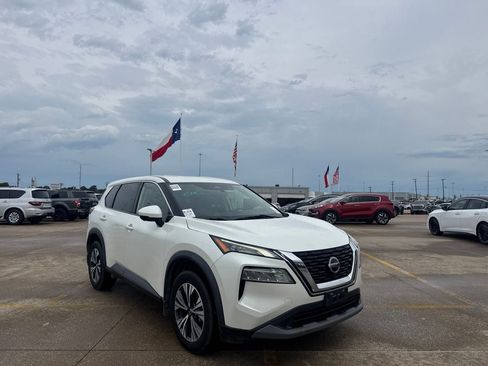 Used 2021 Nissan Rogue SV AWD/4WD image 1