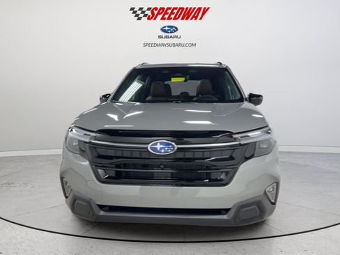 Used 2026 Subaru Forester Touring AWD/4WD image 2