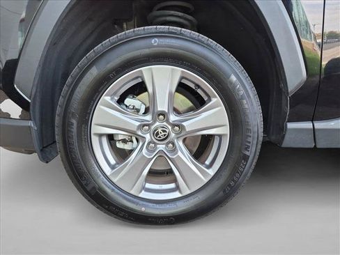 Certified 2025 Toyota RAV4 LE AWD/4WD image 24