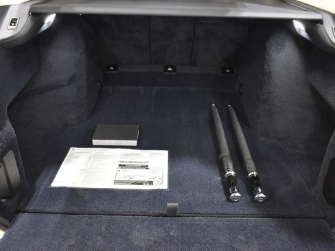 Certified 2024 Rolls-Royce Cullinan AWD/4WD image 32