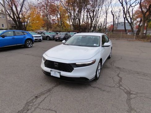 Certified 2023 Honda Accord LX image 1