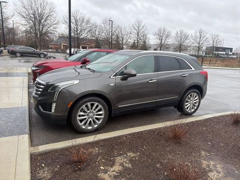 Used 2019 Cadillac XT5 Premium Luxury w/ Driver Assist Package image 13