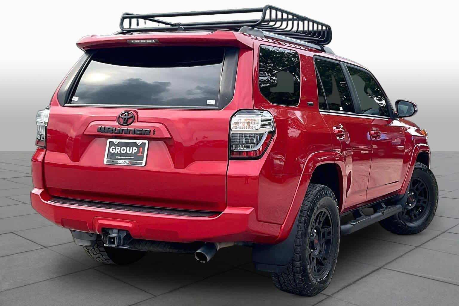 Used 2023 Toyota 4Runner SR5 Premium w/ Moonroof Package AWD/4WD image 13
