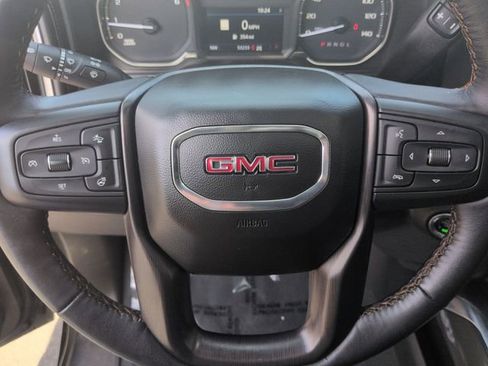 Used 2022 GMC Sierra 2500 AT4 w/ AT4 Preferred Package image 11