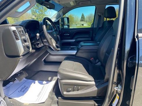 Used 2019 Chevrolet Silverado 2500 LTZ w/ Duramax Plus Package AWD/4WD image 9