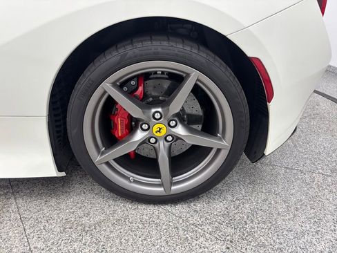 Used 2020 Ferrari F8 Tributo RWD image 25
