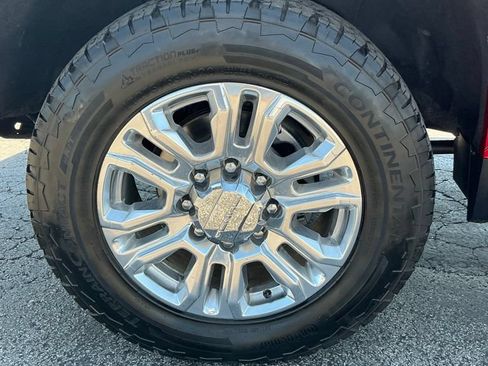 Used 2022 GMC Sierra 3500 Denali w/ Denali Ultimate Package AWD/4WD image 19