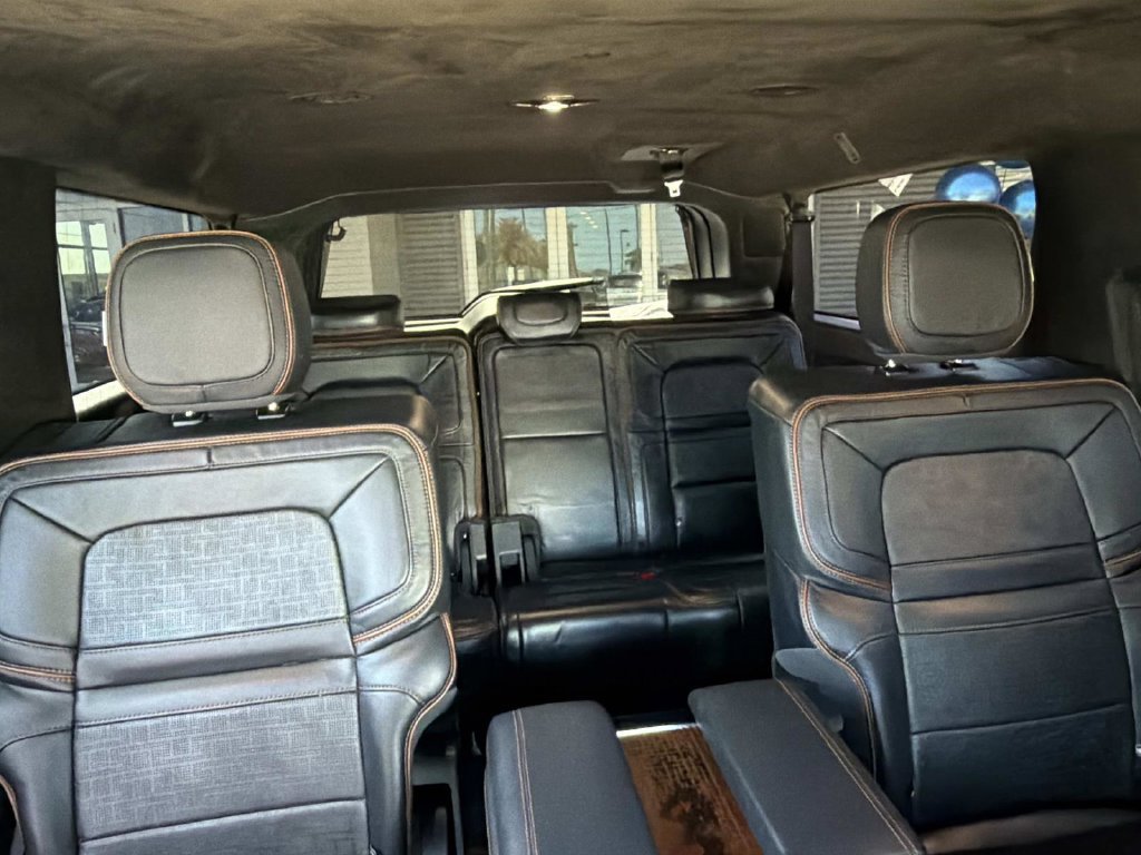 Certified 2024 Lincoln Navigator L Black Label AWD/4WD image 11