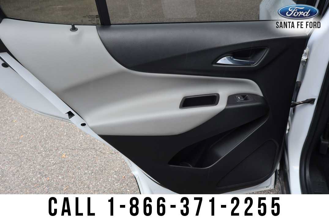 Used 2020 Chevrolet Equinox LS w/ LS Convenience Package FWD image 14